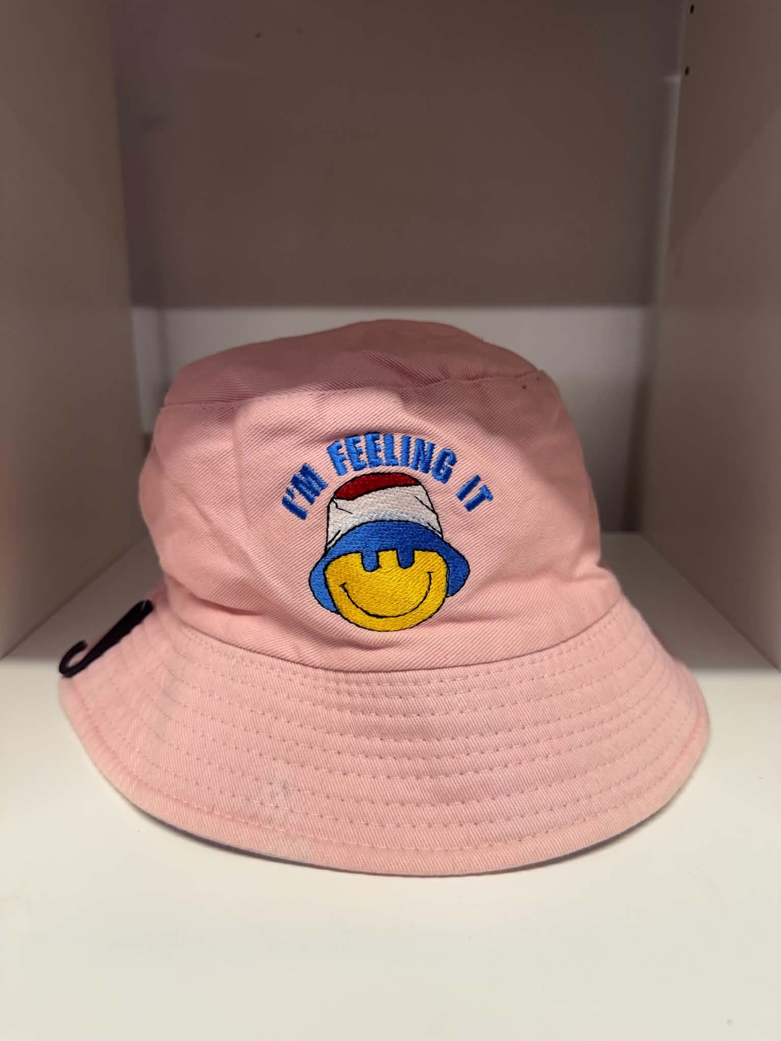 Pink Im Feeling It smiley face bucket hat | Festival hats Belfast NI